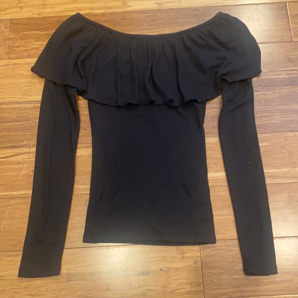Hollister Women’s Off The Shoulder Top
